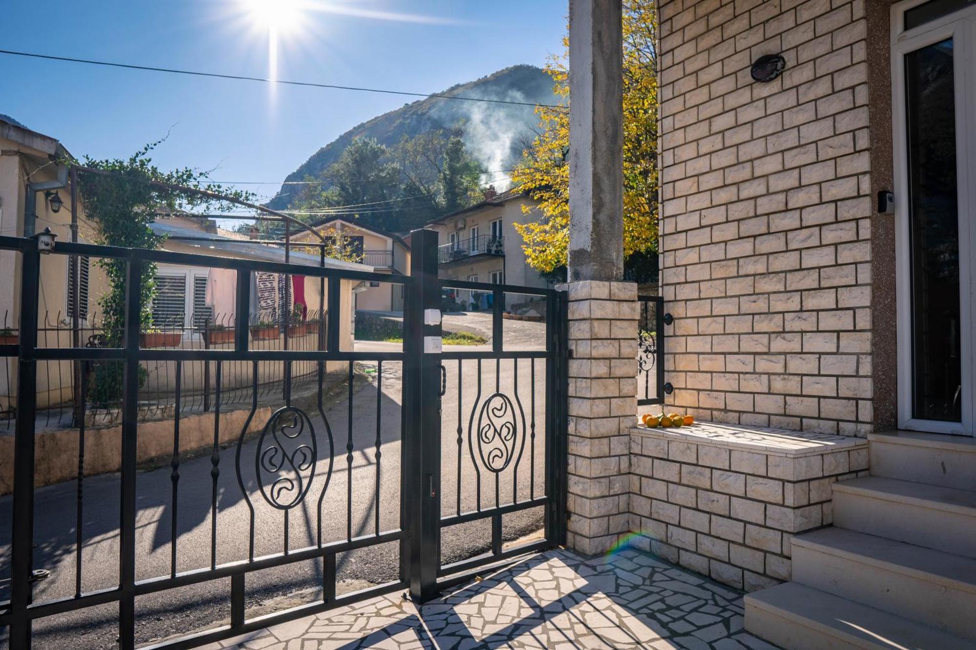 Apartmán Bugi Kotor Exteriér fotografie